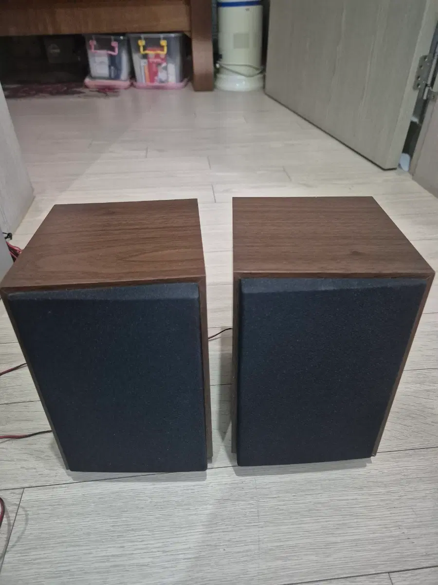 LG XAS14F 북쉘프 스피커 (우드 색상)