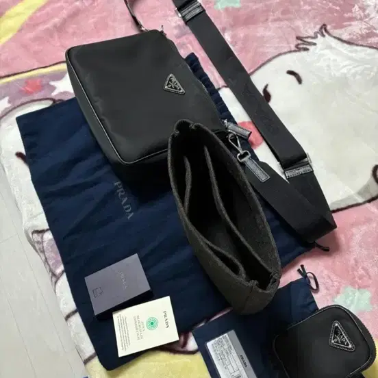 프라다 리나일론 크로스백 가방