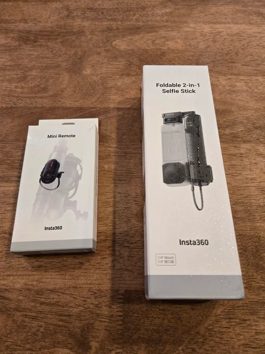 인스타360 접이식셀피스틱+리모컨