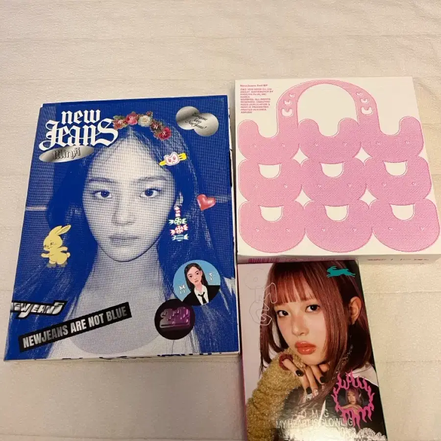 뉴진스 개봉 앨범 일괄 판매(블루북, omg, 2nd EP)