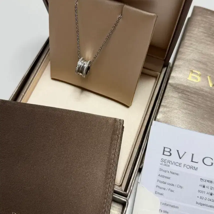 불가리 비제로원 18k 화이트골드 다이아 목걸이(미니x) 사진 1