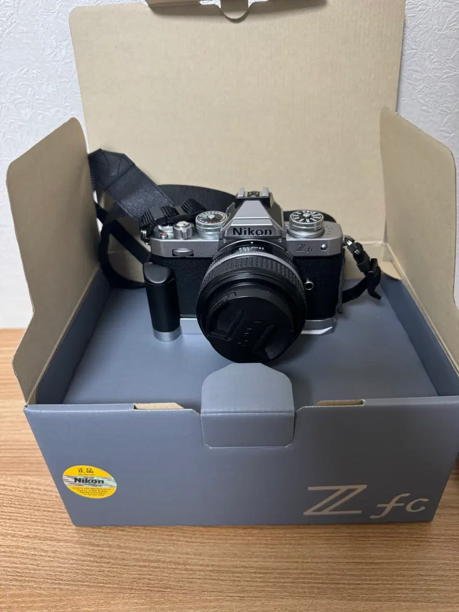 [S급/보증넉넉] 니콘 Z fc 28mm 풀세트 판매합니다 (컷수 3,700대 / 악세사리 포함)
