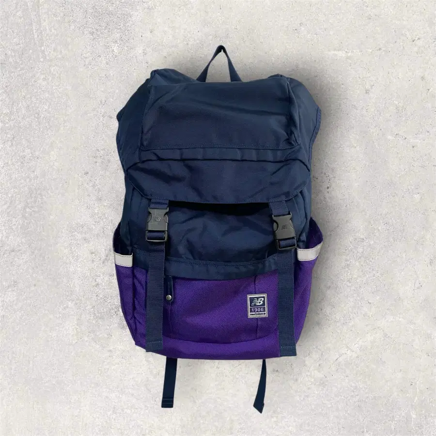 뉴발란스 1906 백팩 네이비 퍼플 (B364)