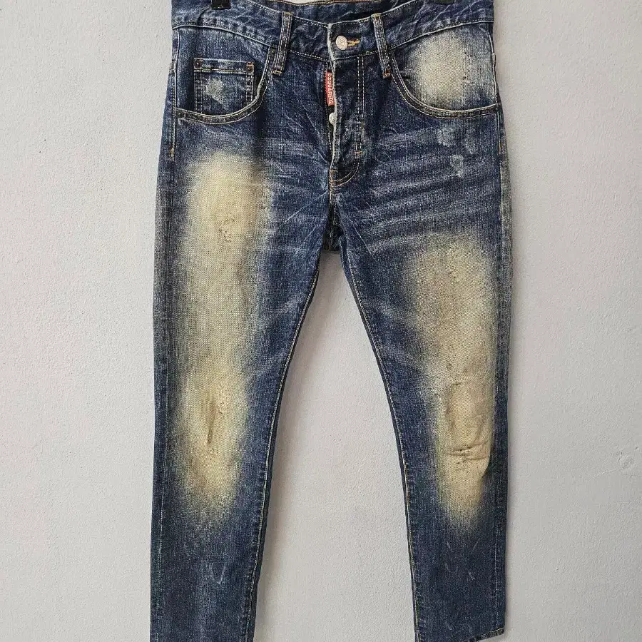 디스퀘어드2 바이카진 청바지 워싱 데미지