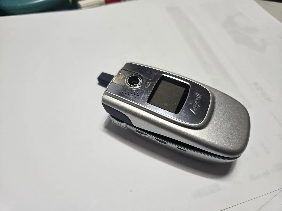 애니콜 '안테나 내장형 MP3폰' / 90년대 올드폰 폰수집 희귀폰 개당가격 인테리어 수집용V3