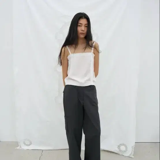 쏘딩키브레드 바지 차콜