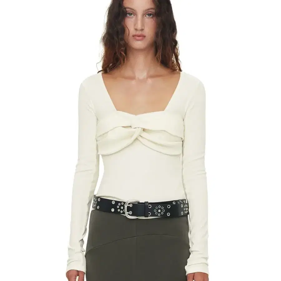 세릭 벨트 cerric FLOWER EYELET BELT / BLACK