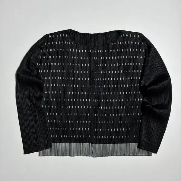 플리츠플리즈 이세이미야케 00's 도트 숏 자켓 R4272