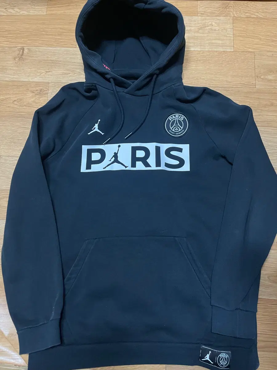 파리생제르망 psg x 조던 한정판 후드티 105사이즈(해외L)