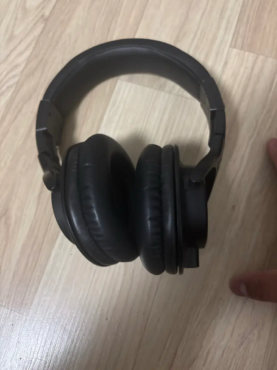 오디오테크니카 ATH-M40x 헤드폰