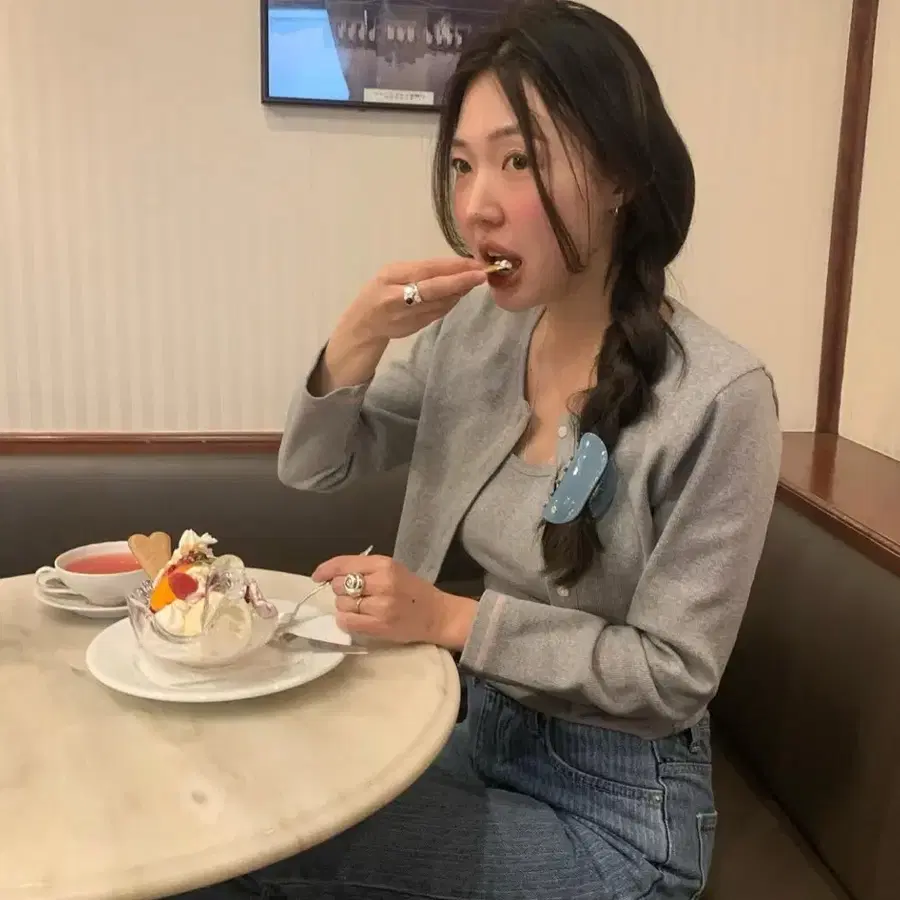 타낫 레이어드 립 셋업 그레이