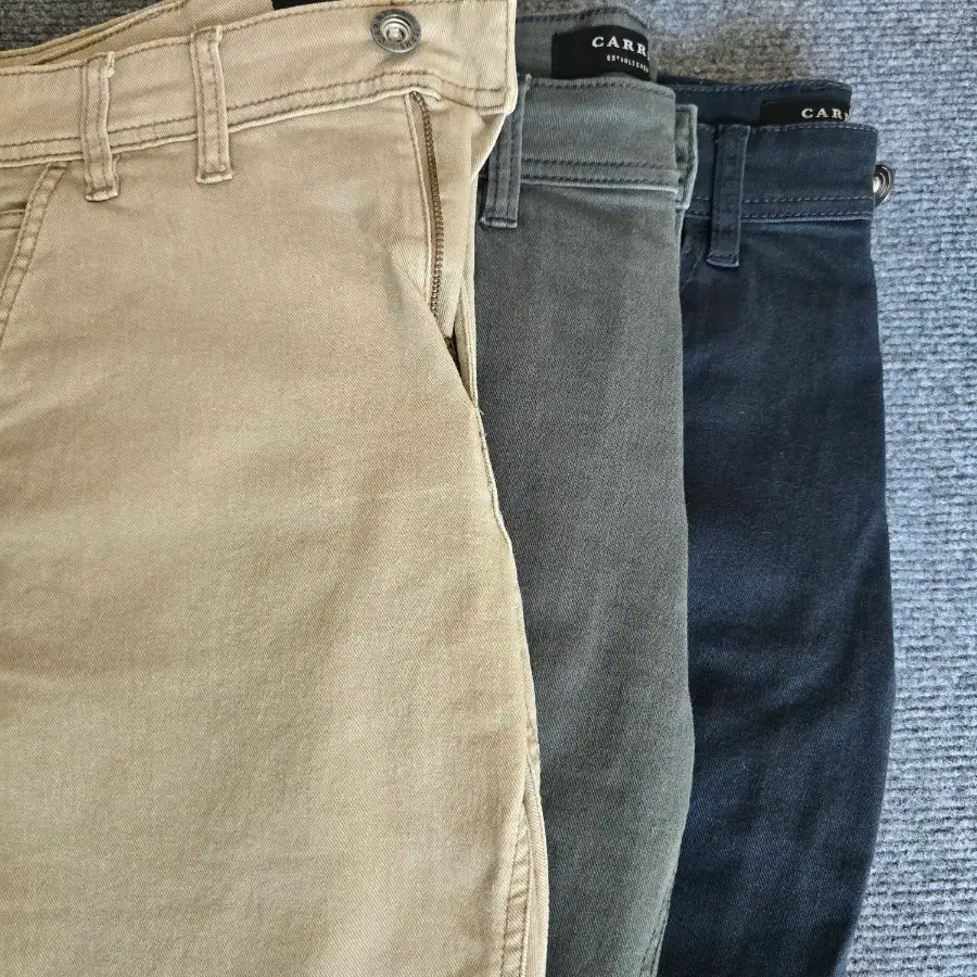 (새상품) 카레라 일자 레귤러핏 스판 데님 바지 팬츠 3종 모두 포함