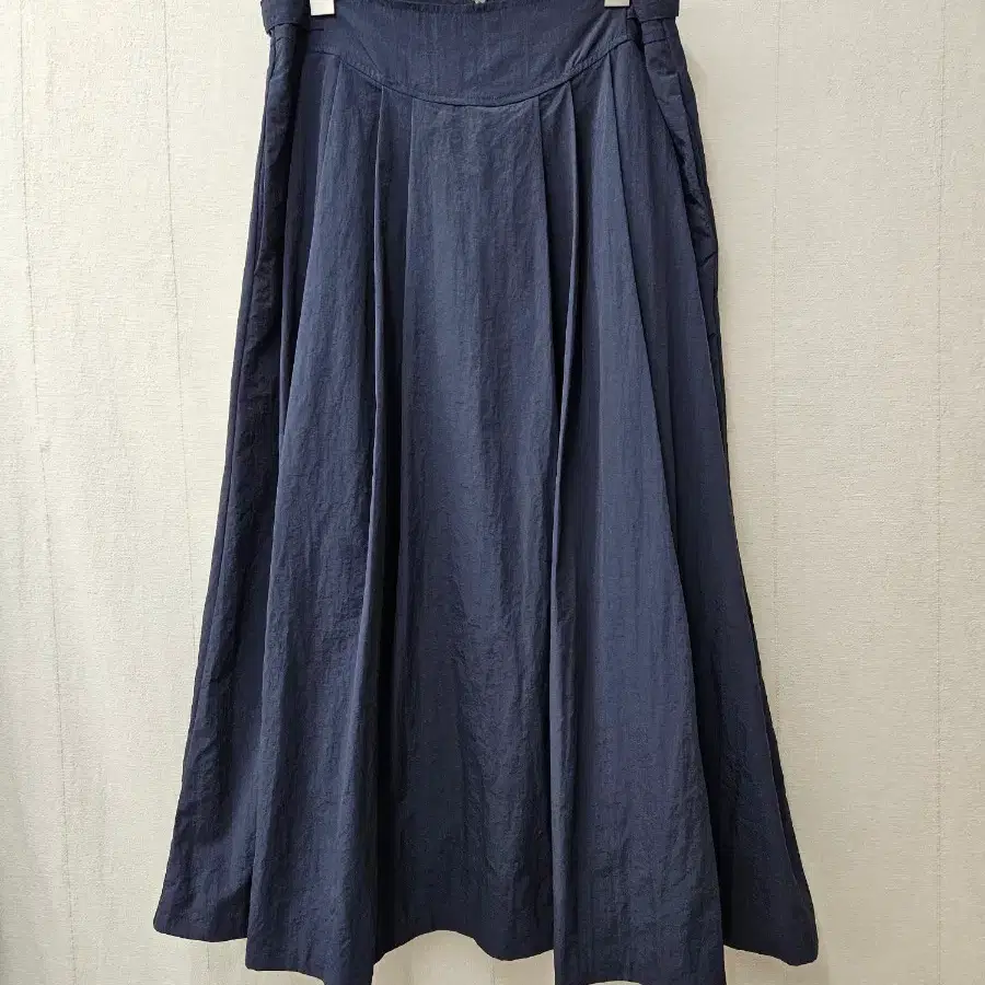 LONDON LACE 런던레이스 플리츠 바스락롱스커트 26~29
