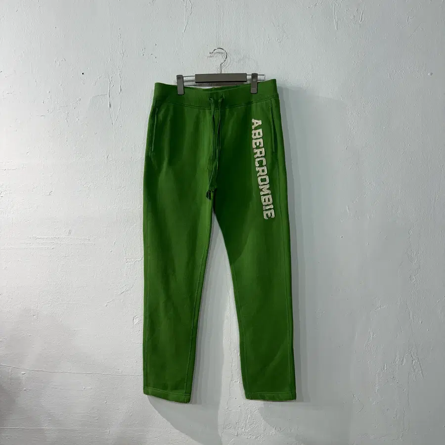 아베크롬비 트레이닝바지 L