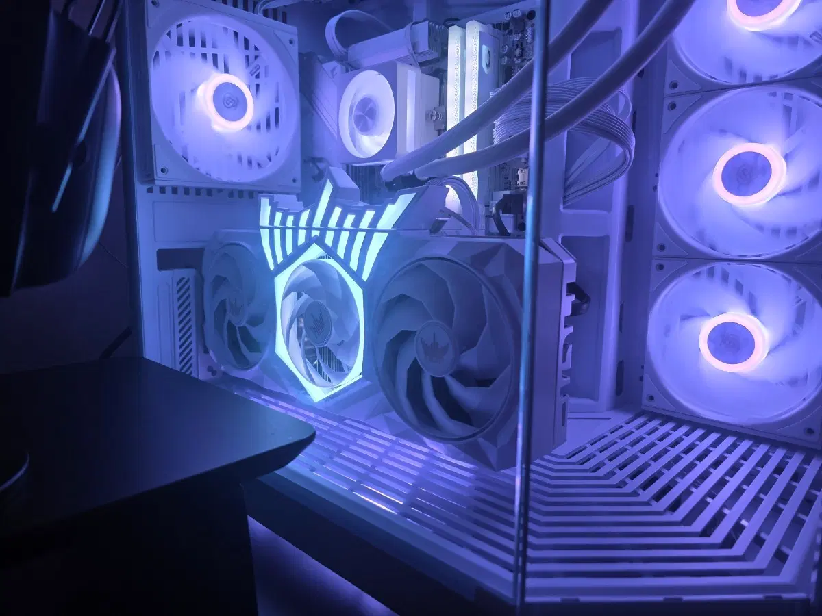 갤럭시 RTX 5070Ti HOF 16GB 그래픽카드 풀박스