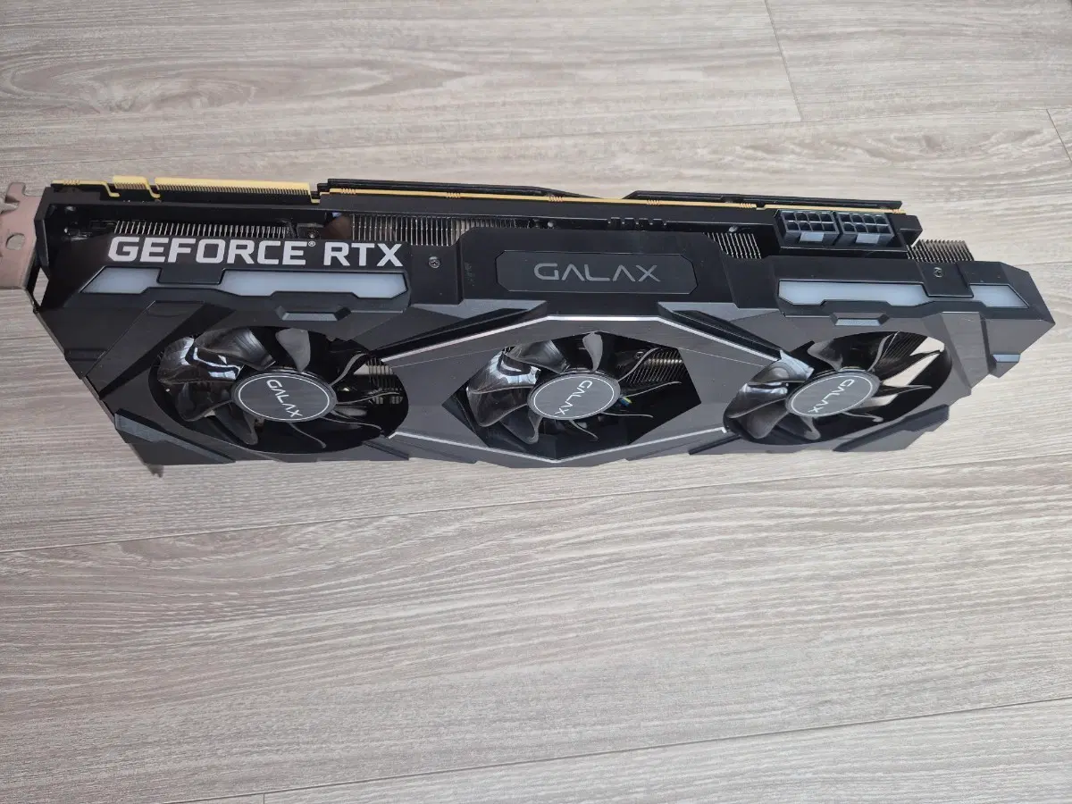 갤럭시 RTX 2080Ti SG 11기가 그래픽카드
