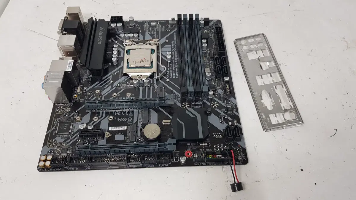 GIGA H370M D3H+I7-8700