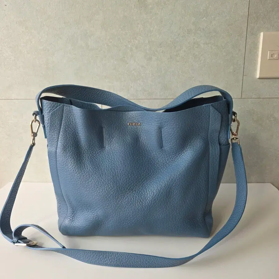 훌라 FURLA 이태리 가죽 가방 소라색 크로스백 숄더백