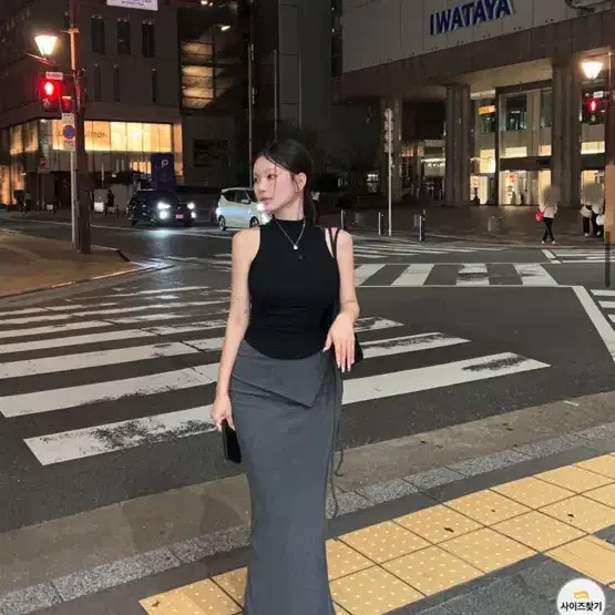 히프나틱 자체제작 폴딩 언발 롱스커트 차콜