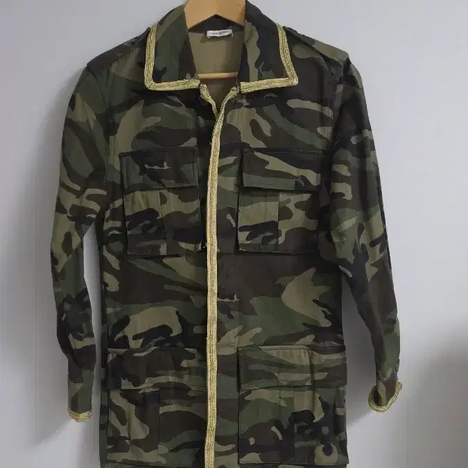 생로랑 '15 S/S 골드 트림 카모플라쥬 밀리터리 자켓