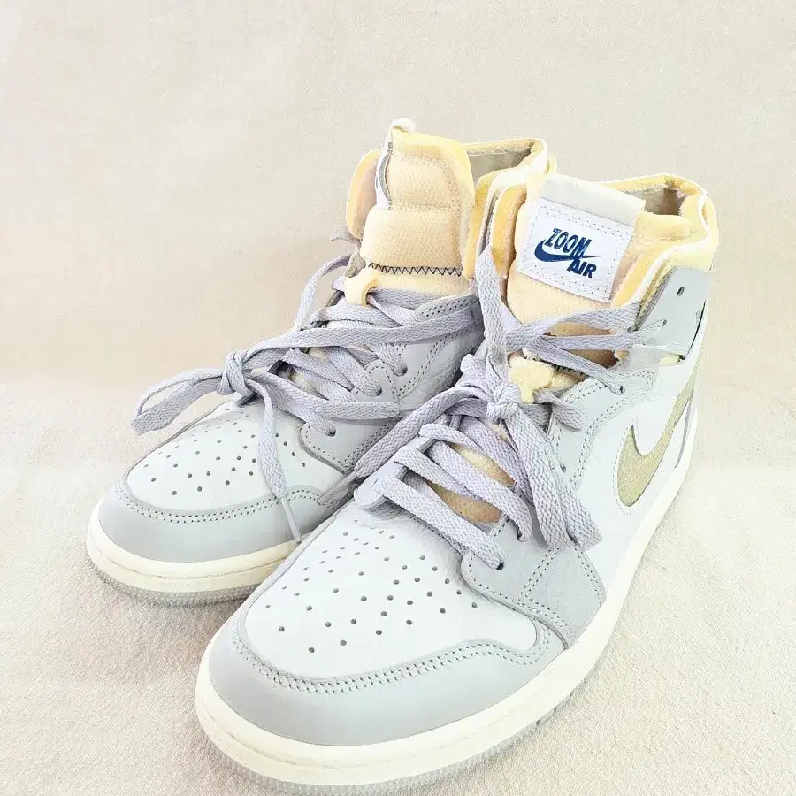 Nike 조던 1 줌 에어 컴포트 런던' 285