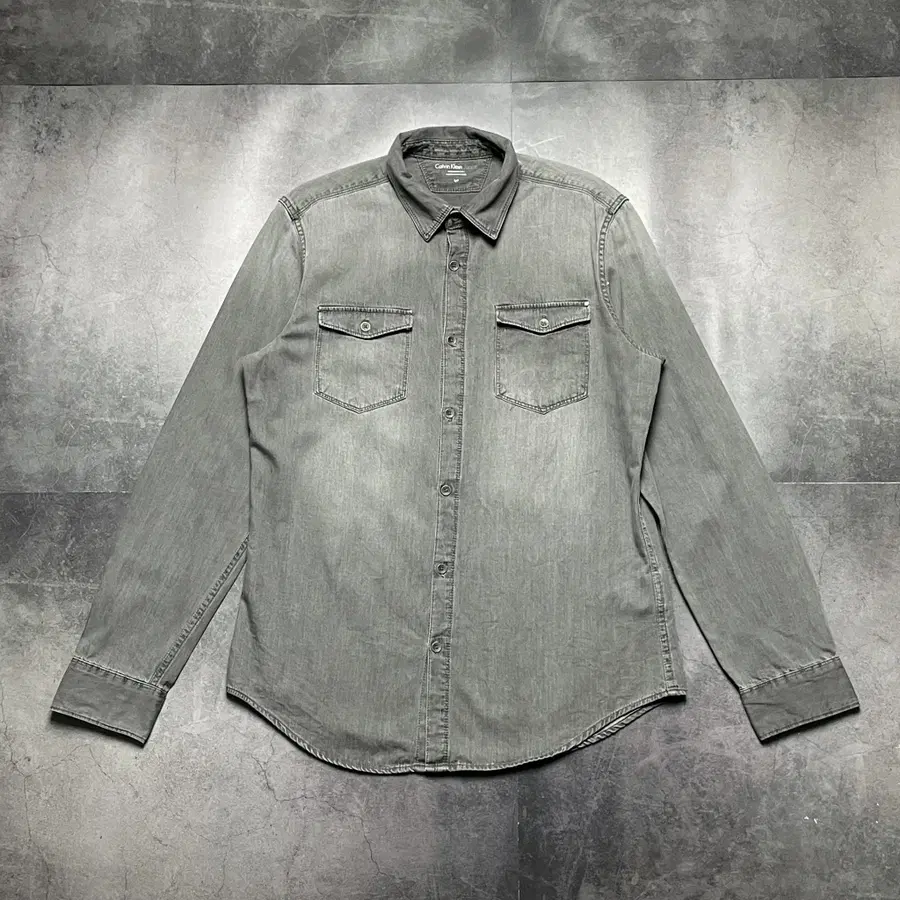 CALVIN KLEIN 캘빈클라인 플랩포켓 셔츠 A01590