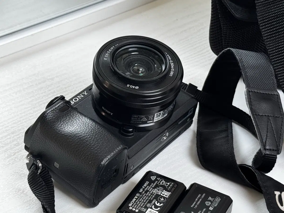 소니 a6400 + 렌즈 + 배터리2개