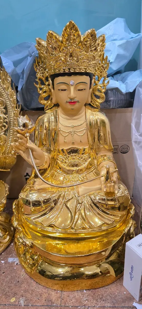 금불상 삼존불 좌상