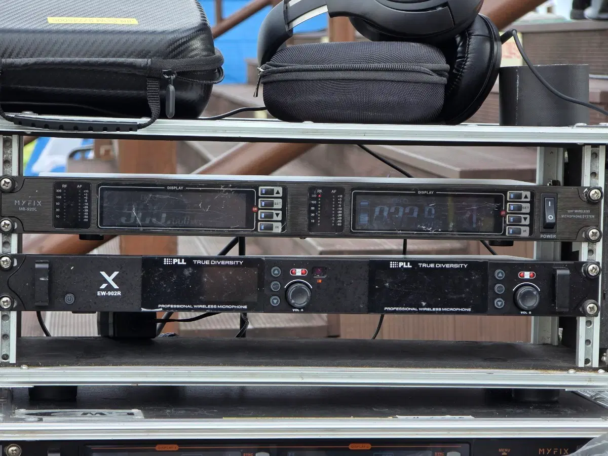 MYFIX MB-920C 무선 마이크 시스템 / PLL TRUE DIVERSITY EW-902R