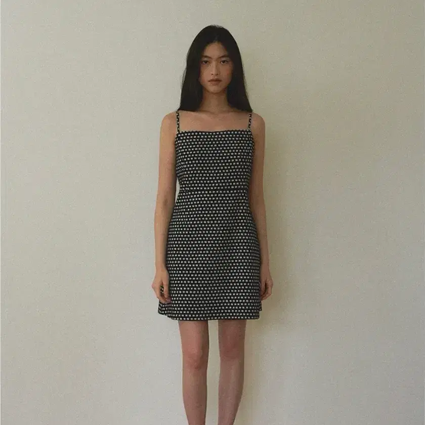 Shopm four leaf cover dress