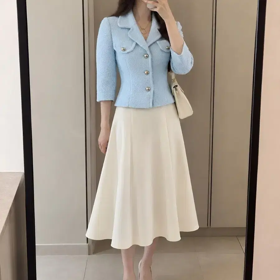 미샤 MICHAA 24SS 송혜교 착장 스카이블루 자켓 55