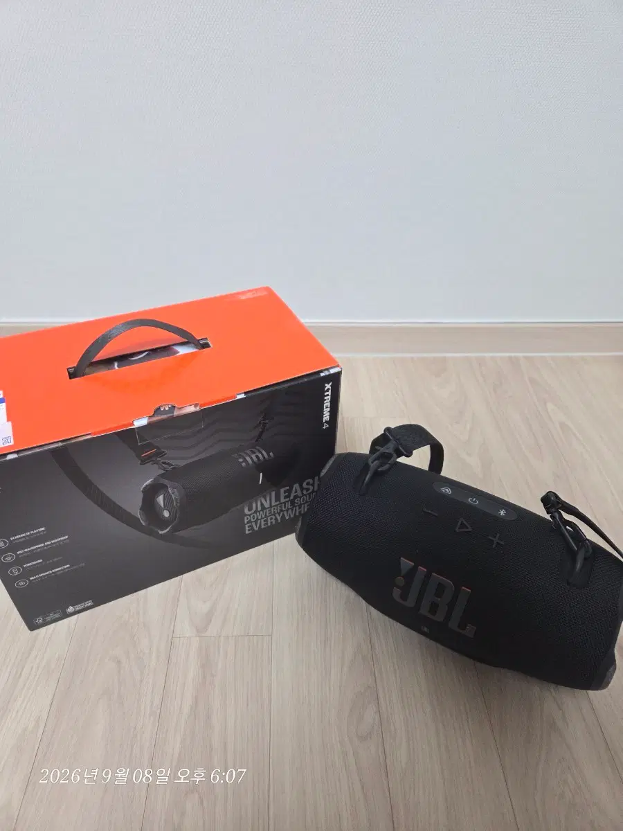 JBL 익스트림4 풀박스 블루투스스피커