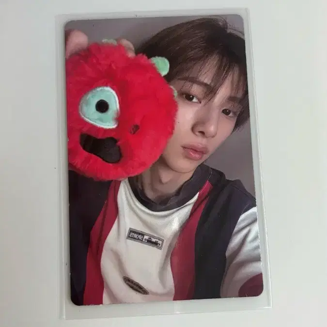 코르티스볼 레드레드 스크레치 주훈
