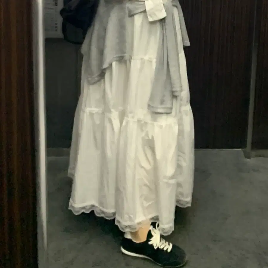 밴딩 레이스캉캉롱스커트 새상품