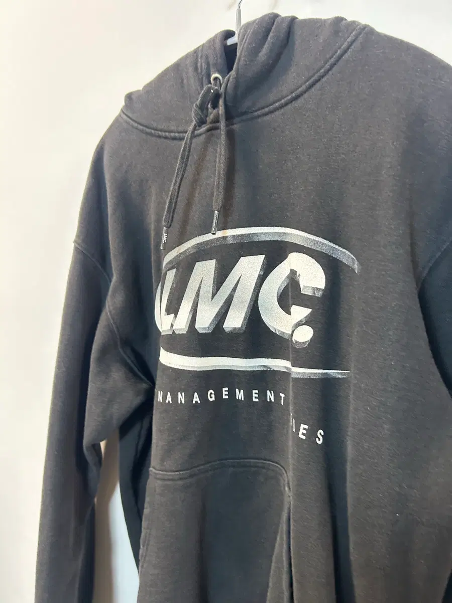 LMC 후드티 블랙 S