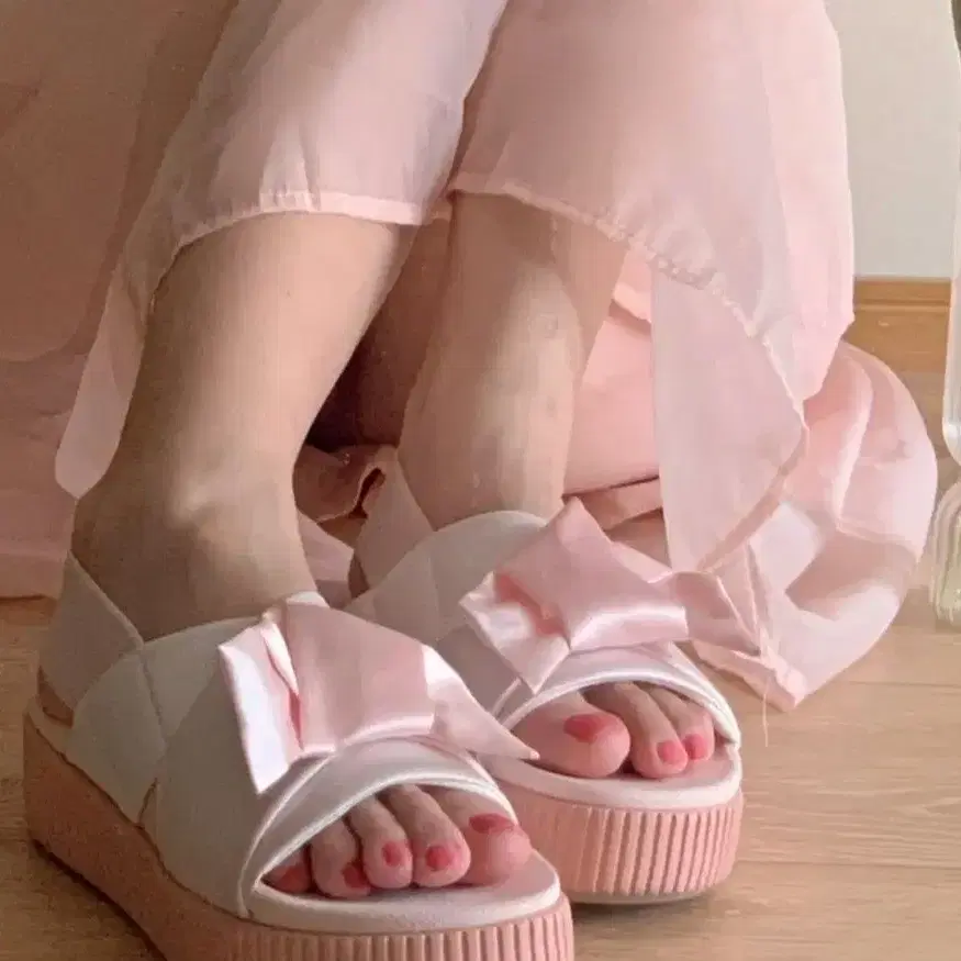 푸마 핑크 리본 샌들 230