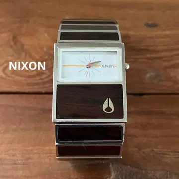 NIXON 손목시계 여성용 우드 뱅글 워치 스퀘어 타입