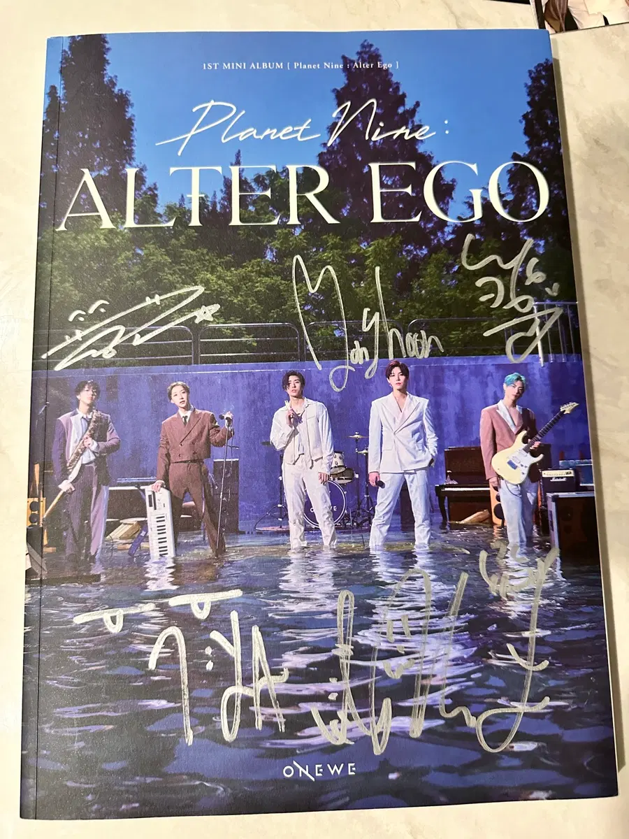 원위 플래닛 나인 ALTER EGO 앨범 싸인반 (비매품)