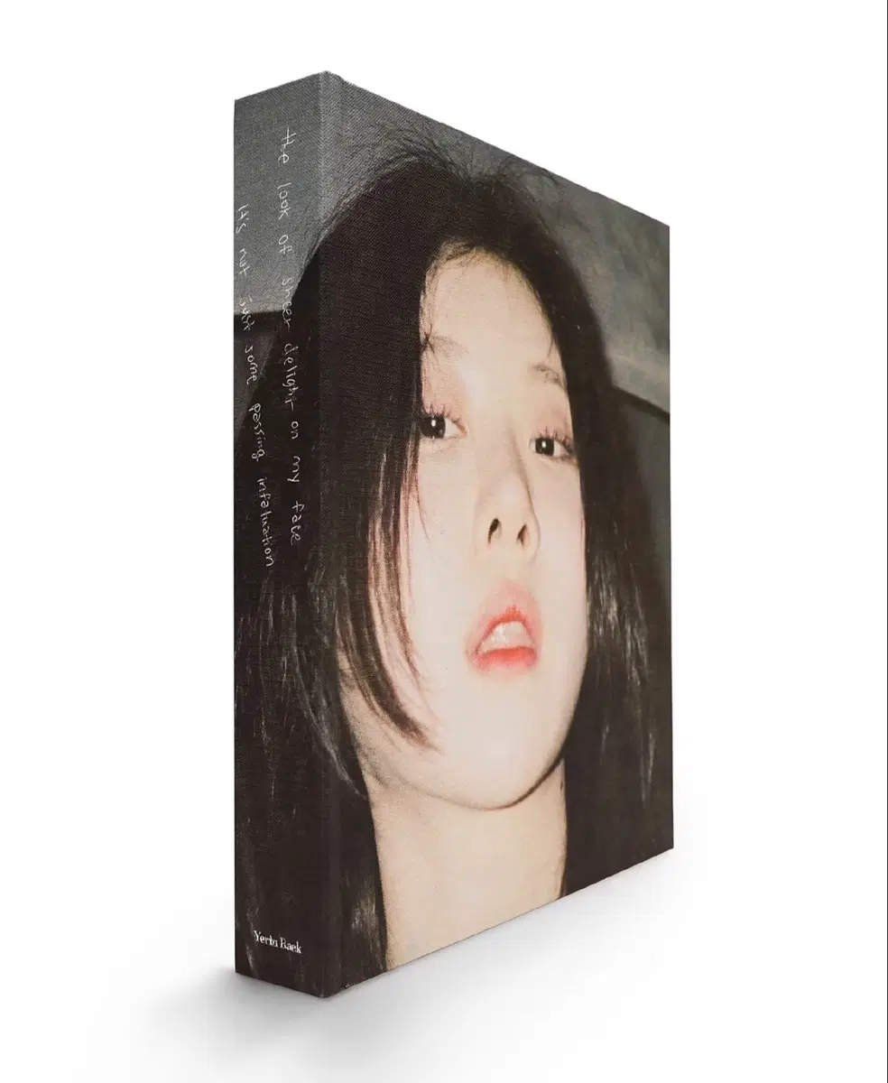 백예린 143 포토북(단순개봉, 엽서 포함)