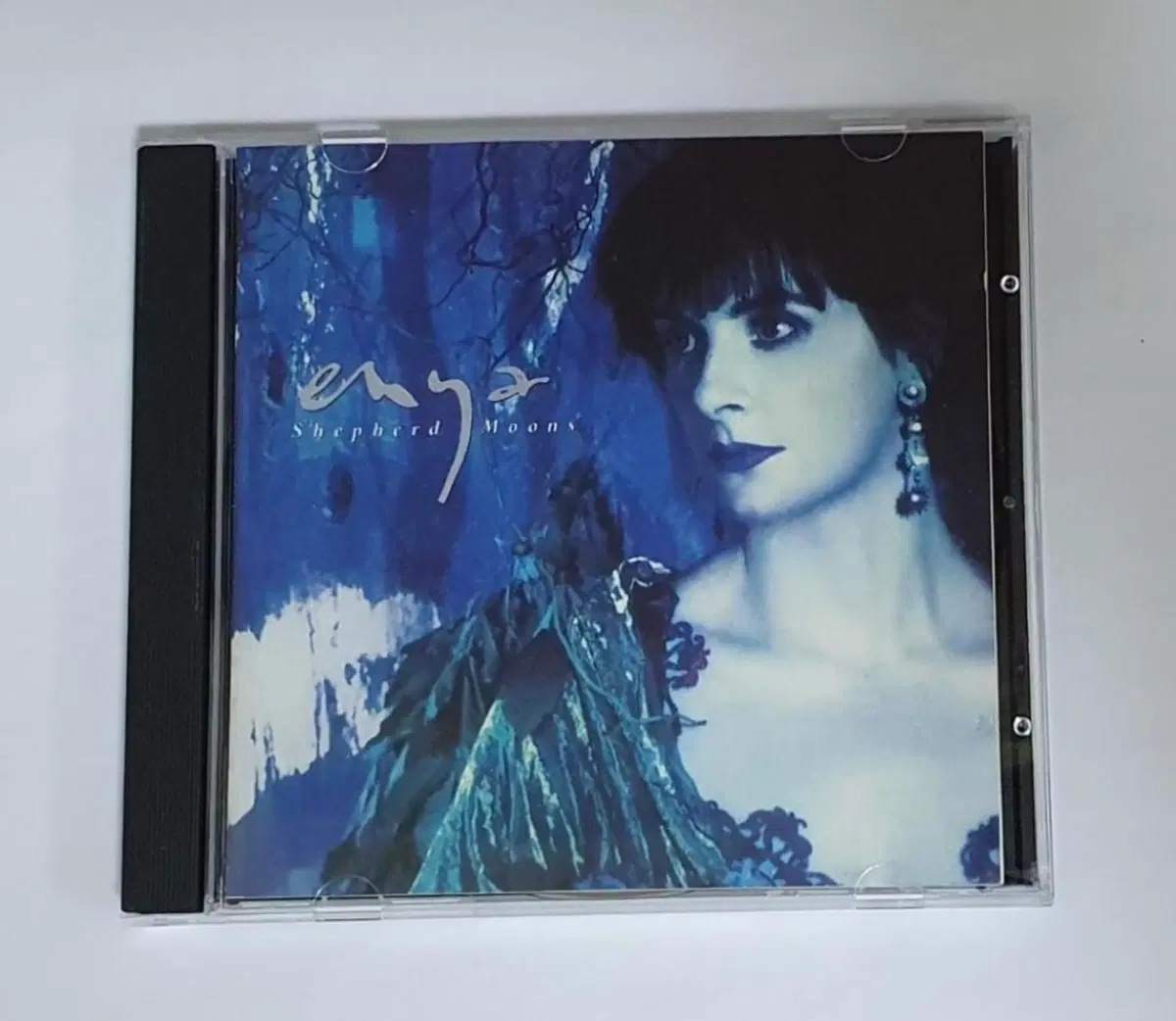 엔야 Shepherd Moon 앨범 시디 CD 뉴에이지