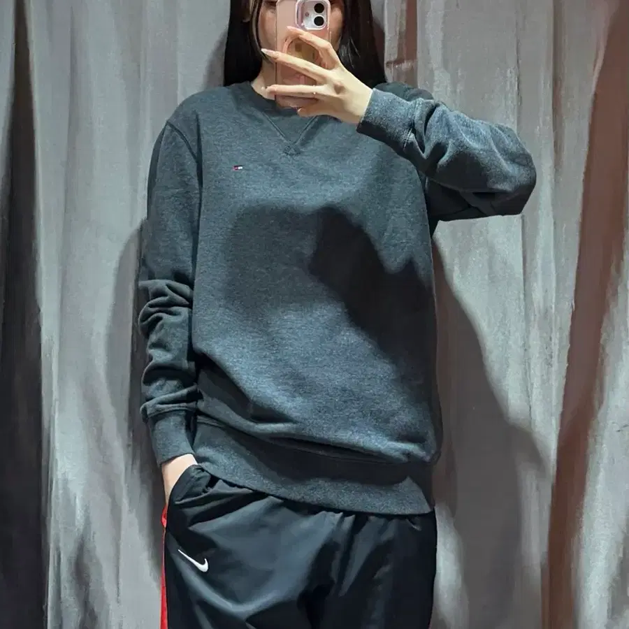 S TOMMY HILFIGER 타미힐피거 크루넥 그레이 맨투맨