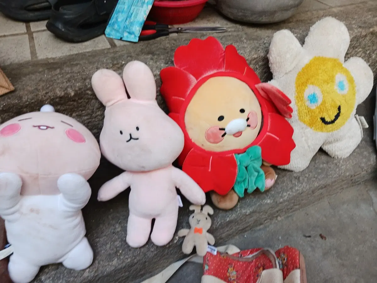 인형 4종 세트 (복숭아, 토끼, 꽃, 해바라기)