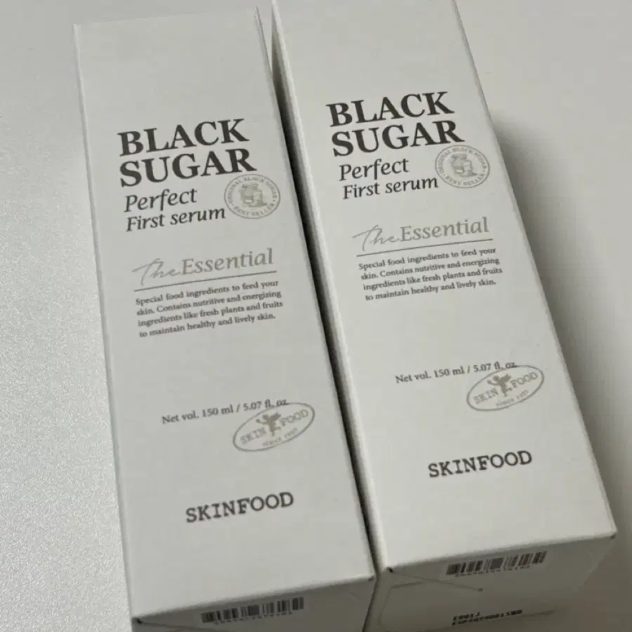 새상품 스킨푸드 블랙슈가 퍼펙트 첫세럼 더 에센셜 150ml