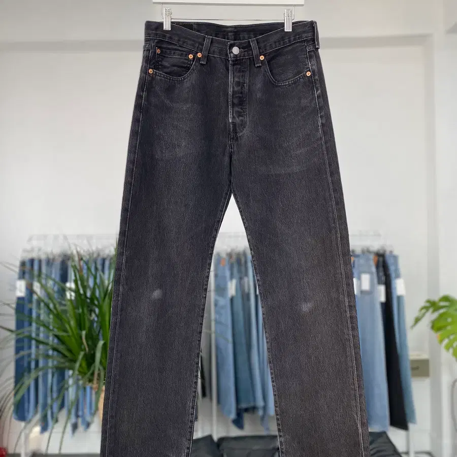 리바이스501 Straight Fit 00s 30사이즈 a6654