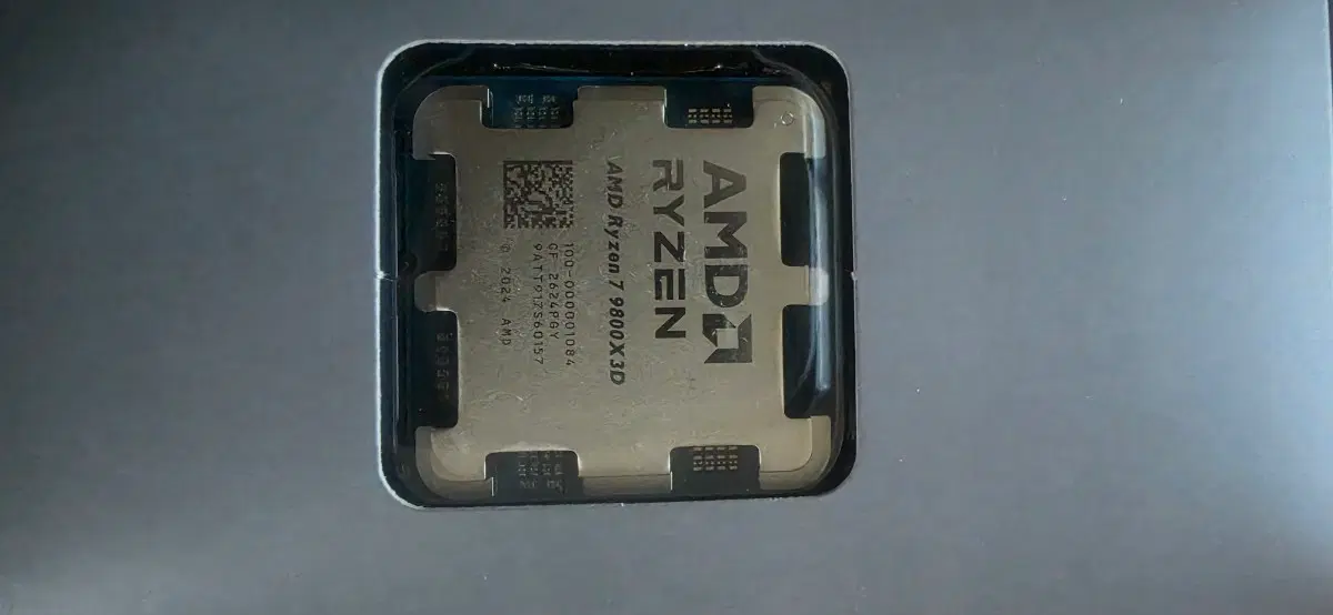 AMD 라이젠 7 9800X3D CPU