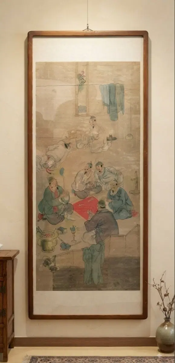 풍속민화-투전판 풍경작가미상조선시대종이에채색가로40.5 세로90.5cm액자가로47 세로116cm판매가 120만