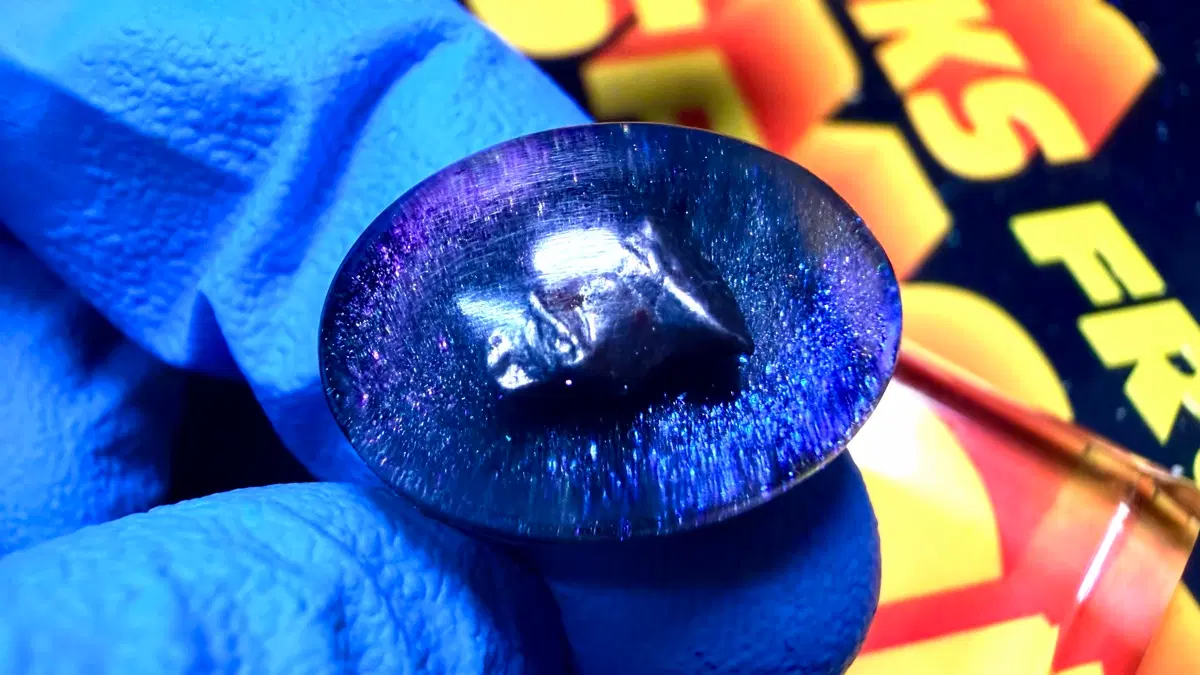No.6342 스페이스 철운석 프리미엄 레진펜던트 제작용 6.6ct