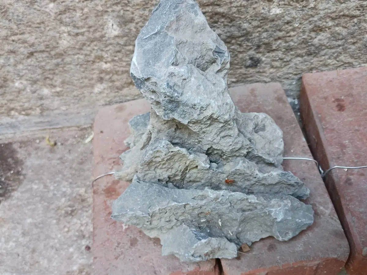 장식용 돌 수석 / 자연석...어항 19*20크기