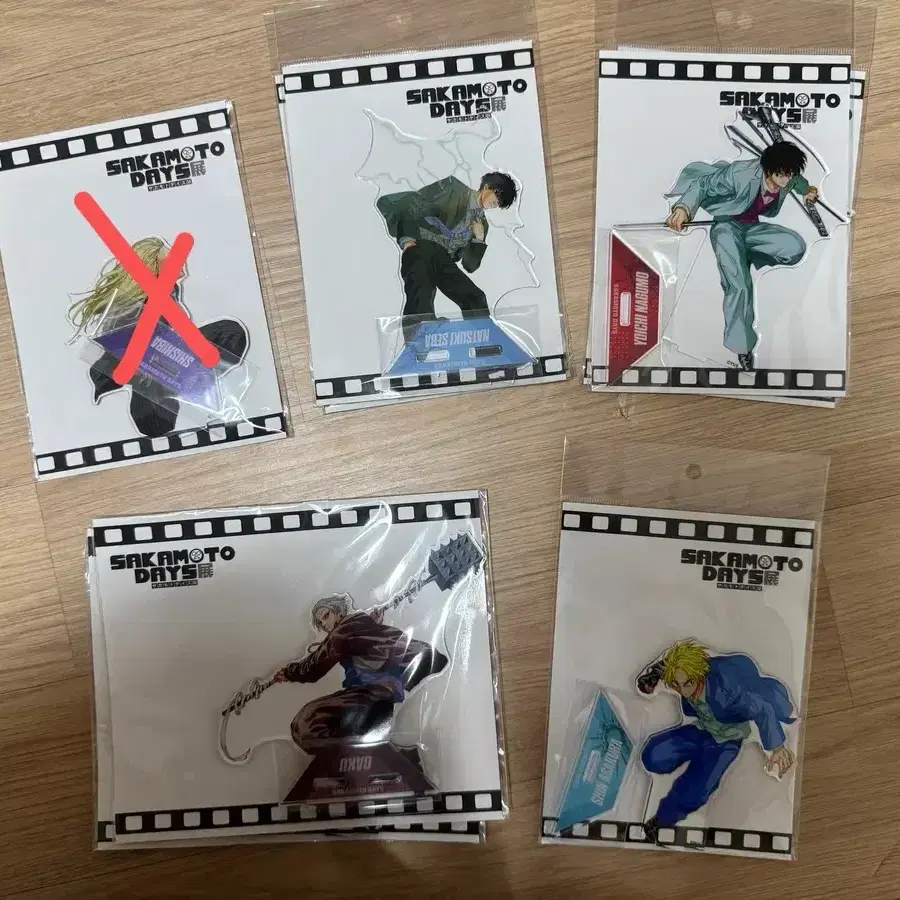 사카모토 데이즈 원화전 굿즈 양도 사카데이 아크릴스탠드 캔뱃지 티켓풍카드 미니블록