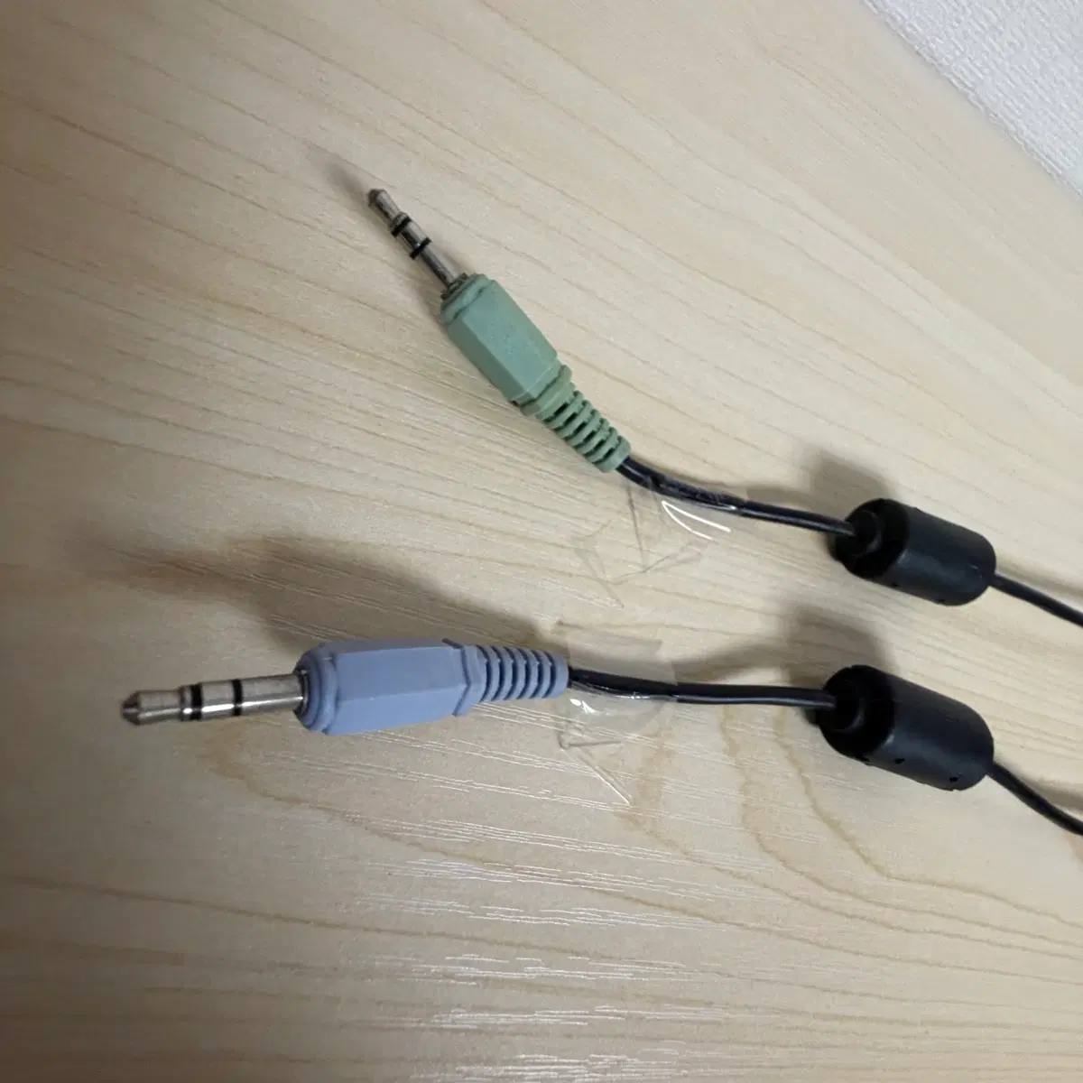 3.5mm 오디오 연장 케이블1.5m (녹색/하늘색)